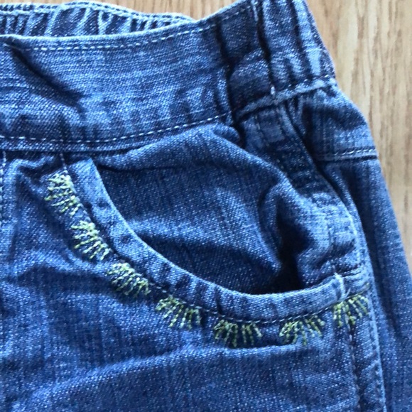Baby gap jeans snap crotch elastic waist embroidered appliqué 12-18 Months - Picture 10 of 12
